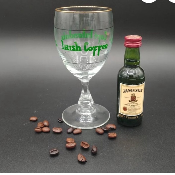 Set of 3 vintage retro collectible Irish Coffee stemmed bar glasses. Gold rimmed - Picture 5 of 9